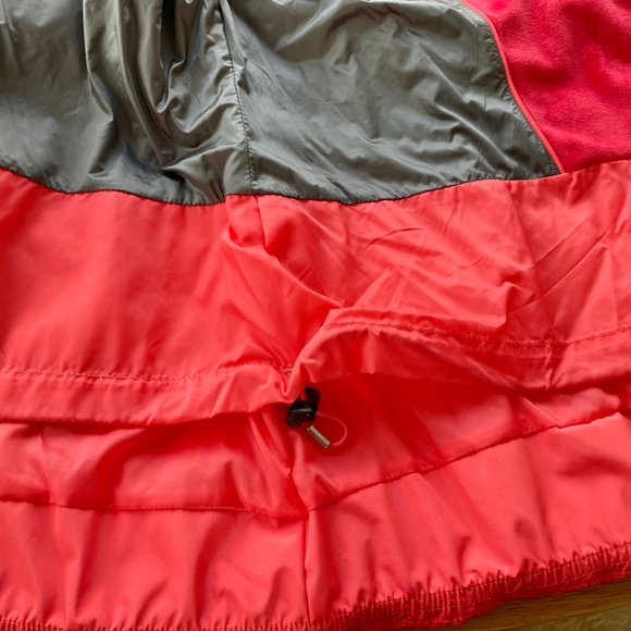 Obermeyer Bombshell Ski Jacket - Picture 5 of 9